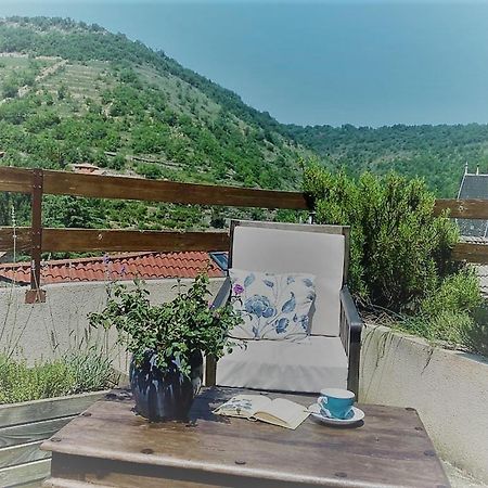 Le Cocon Bed & Breakfast Verrieres  ภายนอก รูปภาพ